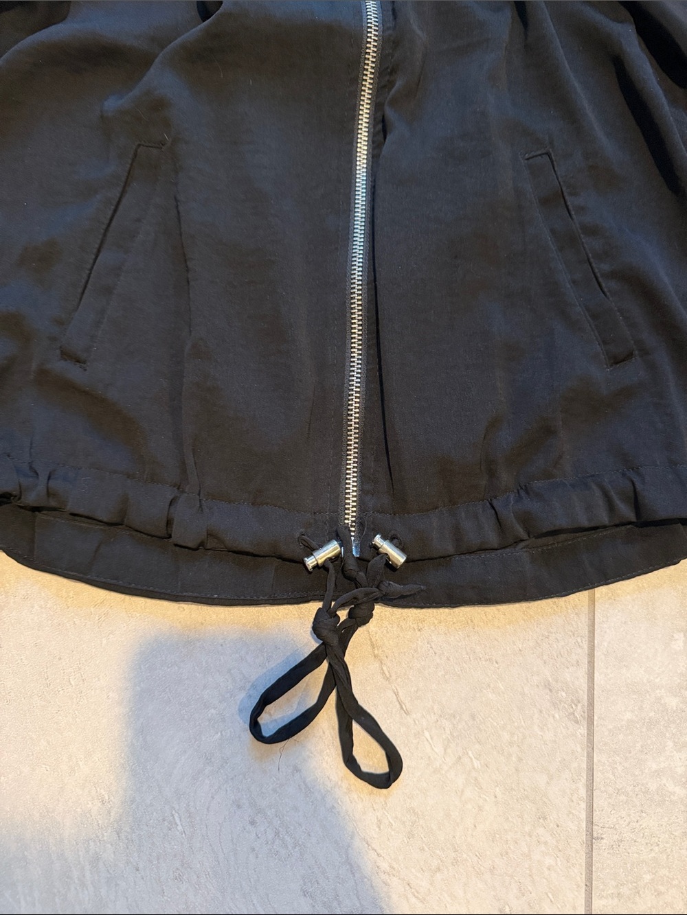 Divided lightweight jacket - Picture 4 of 4
